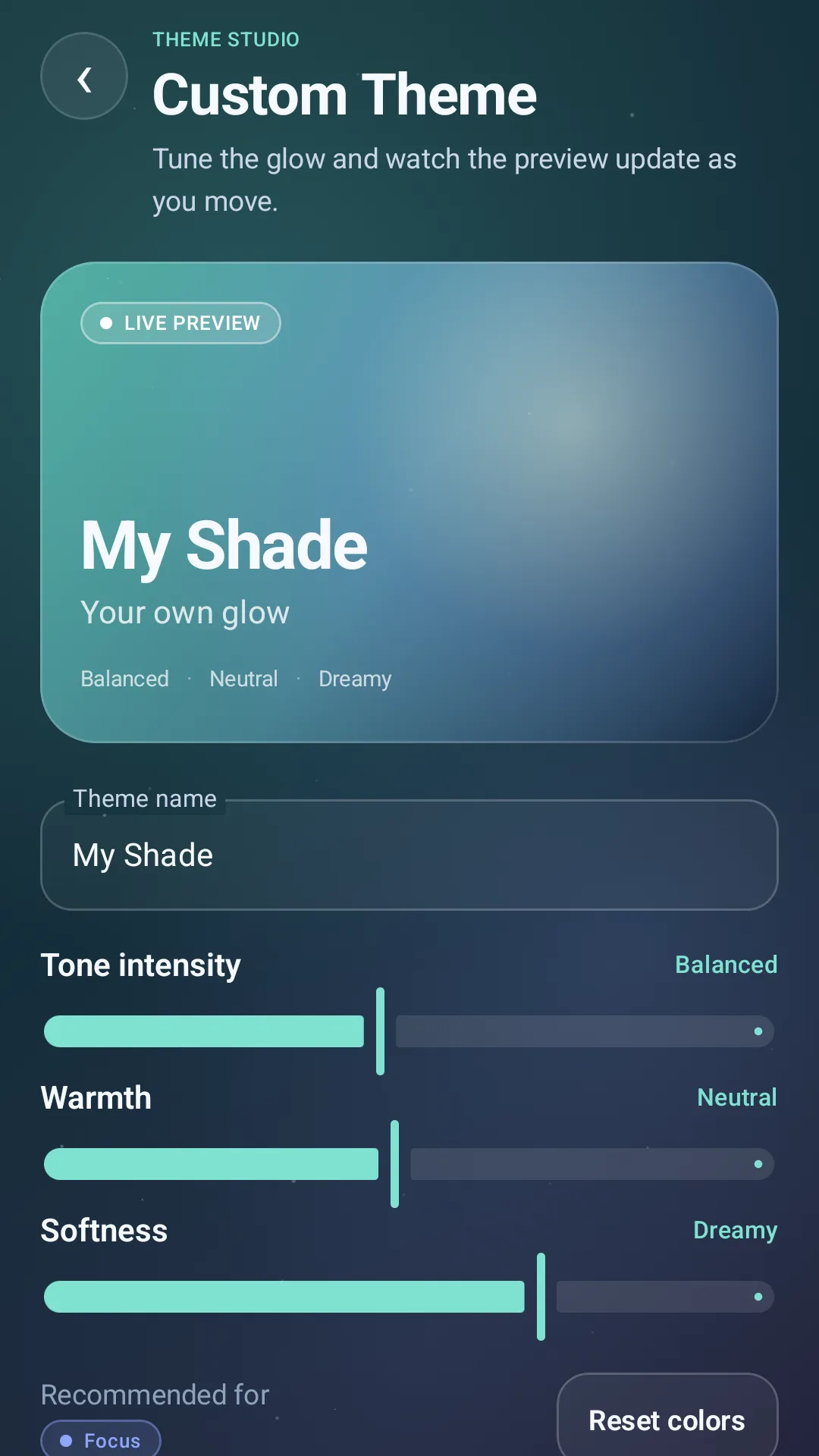 Custom Theme screen with live preview and tone controls